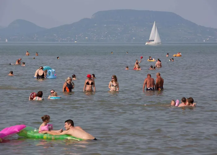 In 38169 * Балатонкерестур